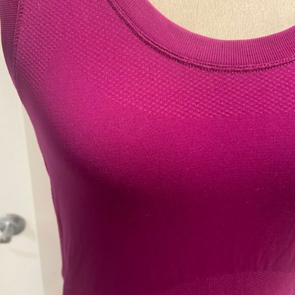 Athleta Magenta Pink Workout Momentum Seamless Tank, Small - Picture 5 of 6